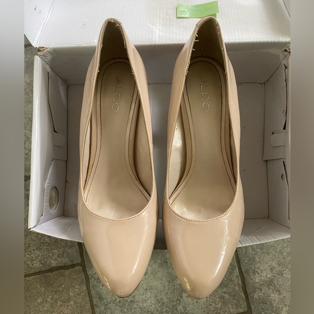 Aldo Moos Beige heels